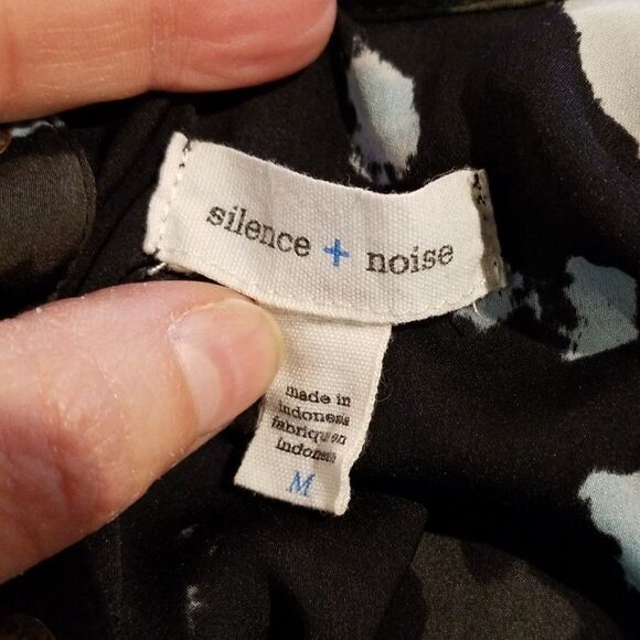 URBAN Outfitters watercolor print  Silence+Noise Cold Shoulder Dres… - Picture 6 of 6